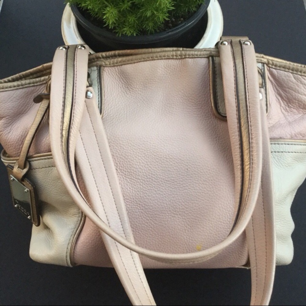 Tignanello Pink Satchel Handbag Purse Spring 🌸🌸